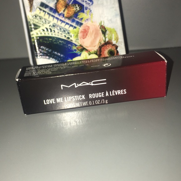 New MAC Love Me Lipstick - E For Effortless Red in Box - Picture 2 of 4